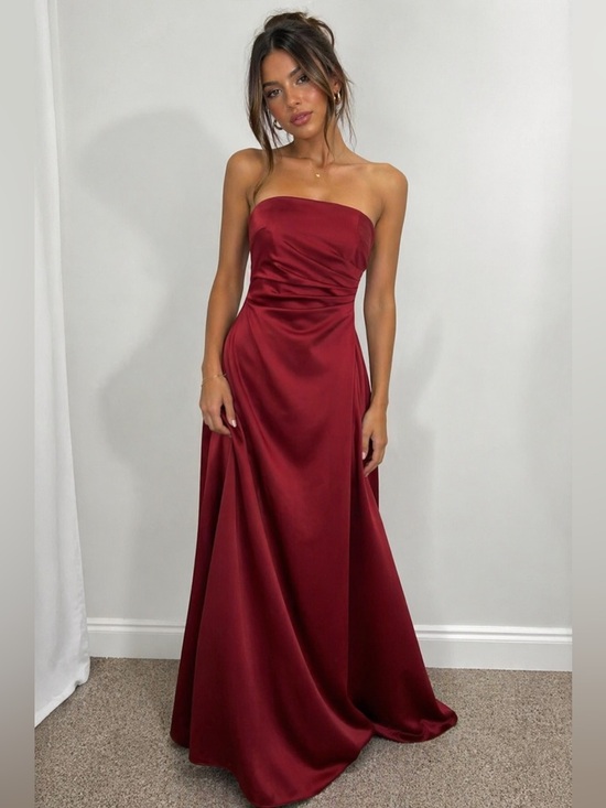 Michaelangelo Dresses & Skirts - ✨❤️ NWT Michaelangelo Strapless Formal Gown – Elegant & Timeless! ❤️✨